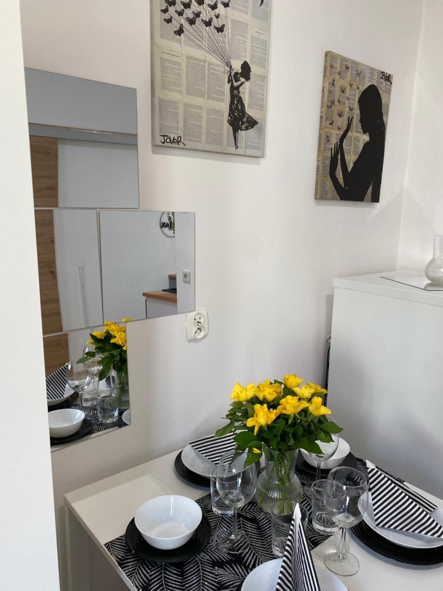 Sparrow Apartment In Kazimierz Cracovia Exterior foto